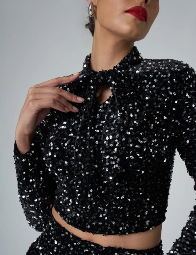 Public Desire Bow Detail Sequin Long Sleeve Cropped Top Black - 2
