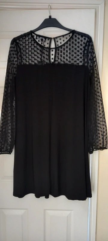 Billie & Blossom Lovely ladies black polka dot chiffon dress. - 2