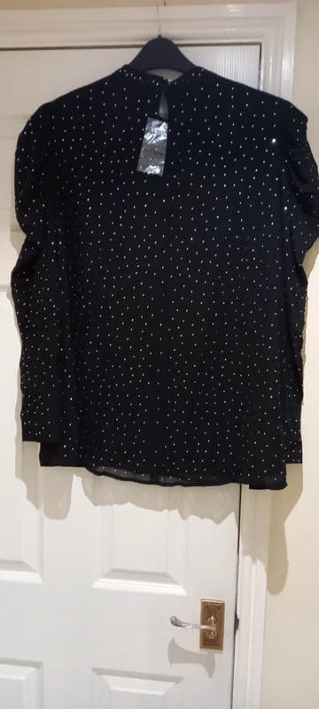 River Island Beautiful ladies black RI sparkly blouse. - 1