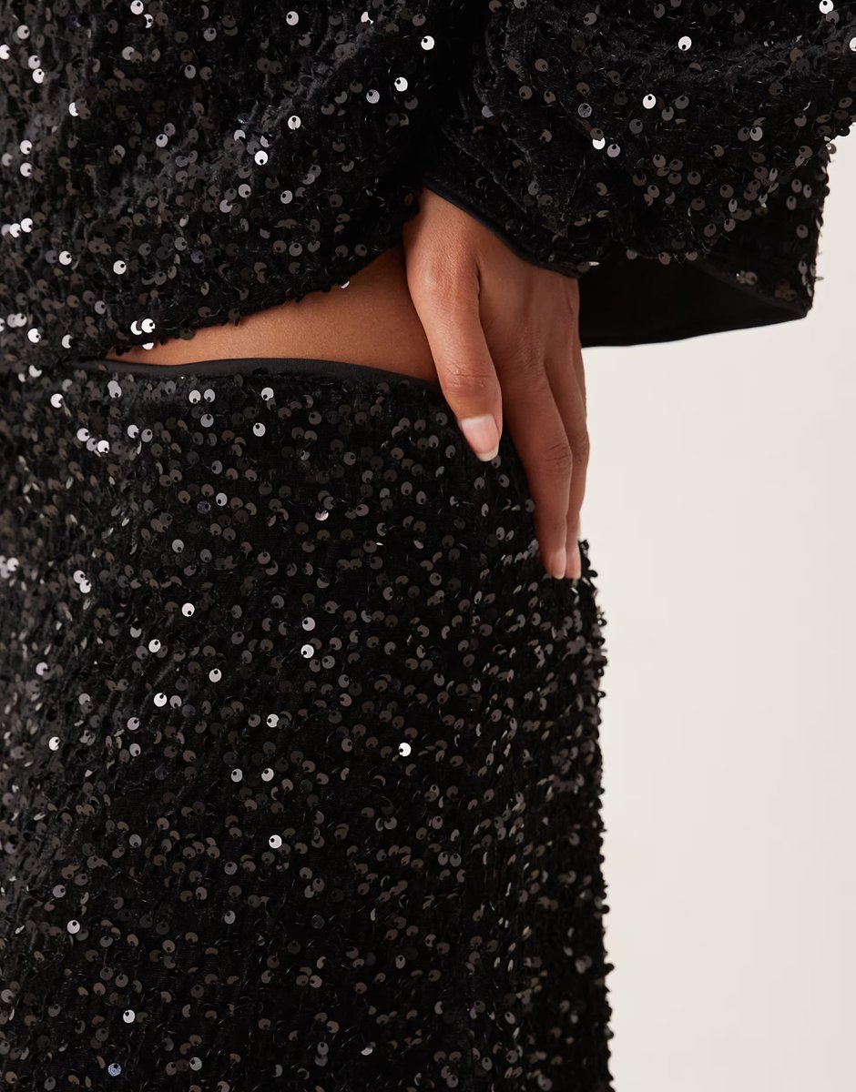 ASOS ASOS DESIGN velvet sequin co-ord wrap midi skirt in black - 2