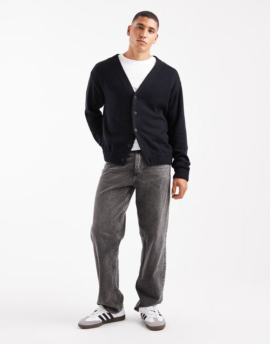 ASOS Hollister boxy lightweight cardigan in black - 2