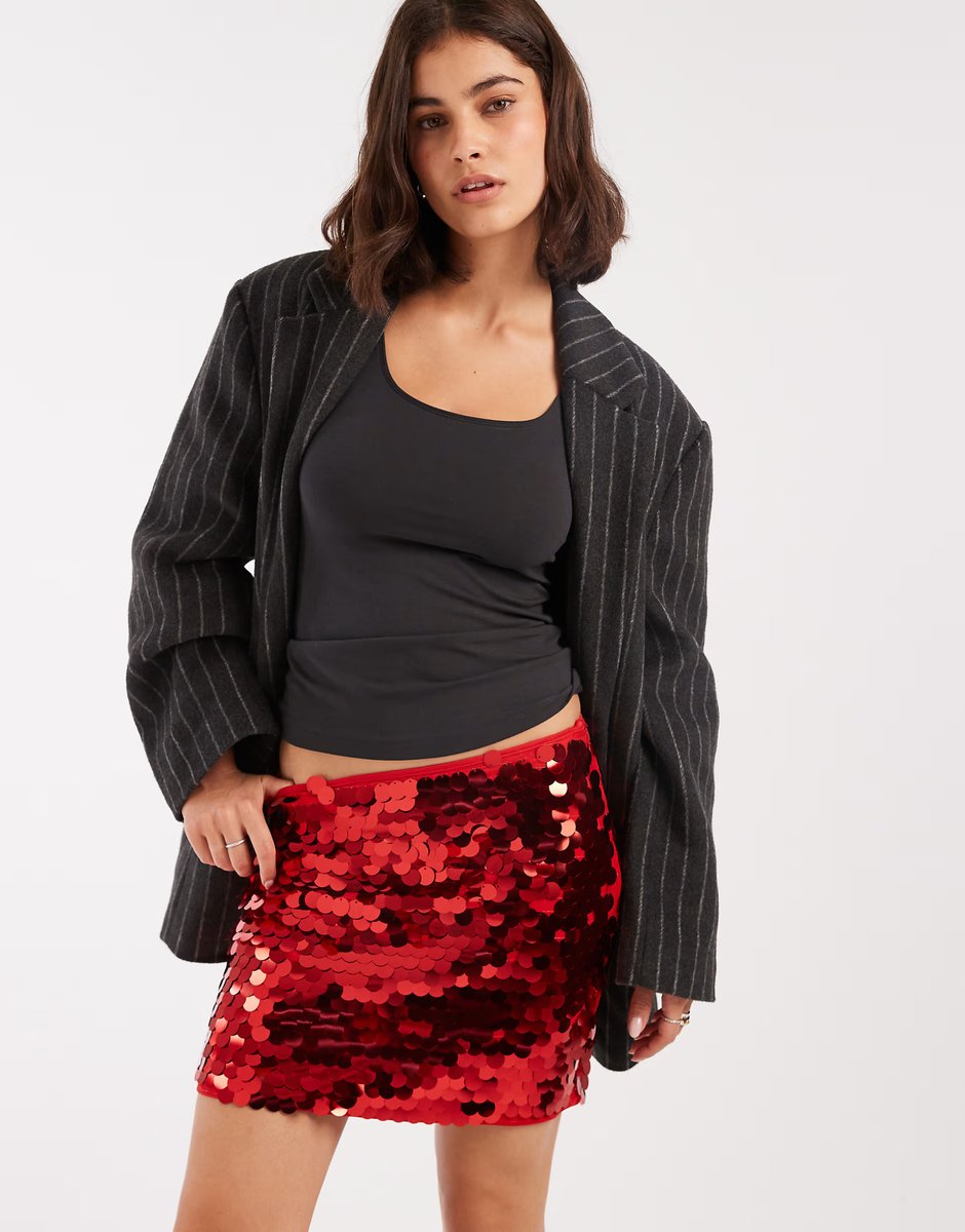 ASOS ASOS DESIGN large  sequin mini skirt in red - 2