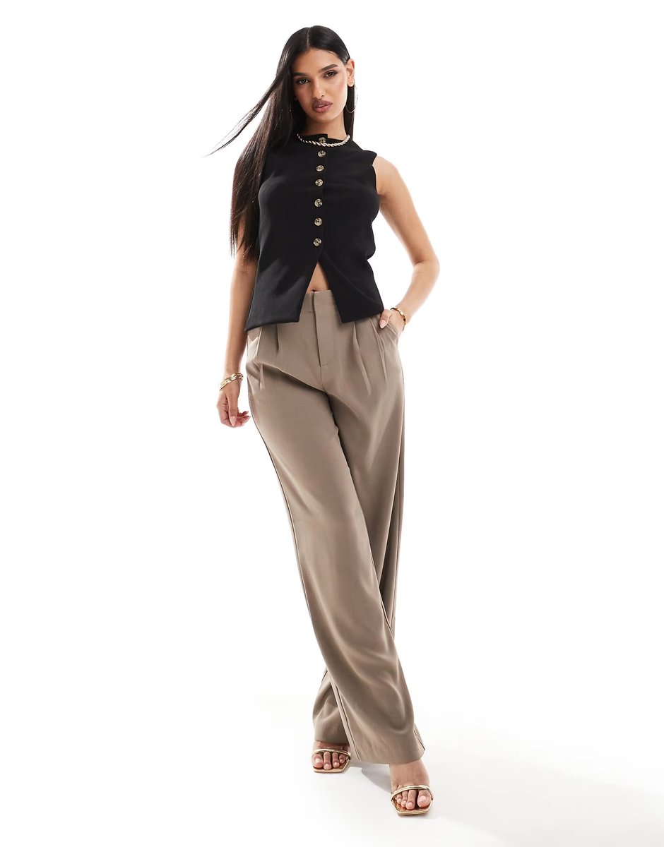 ASOS ASOS DESIGN longline button through waistcoat top in black - 4