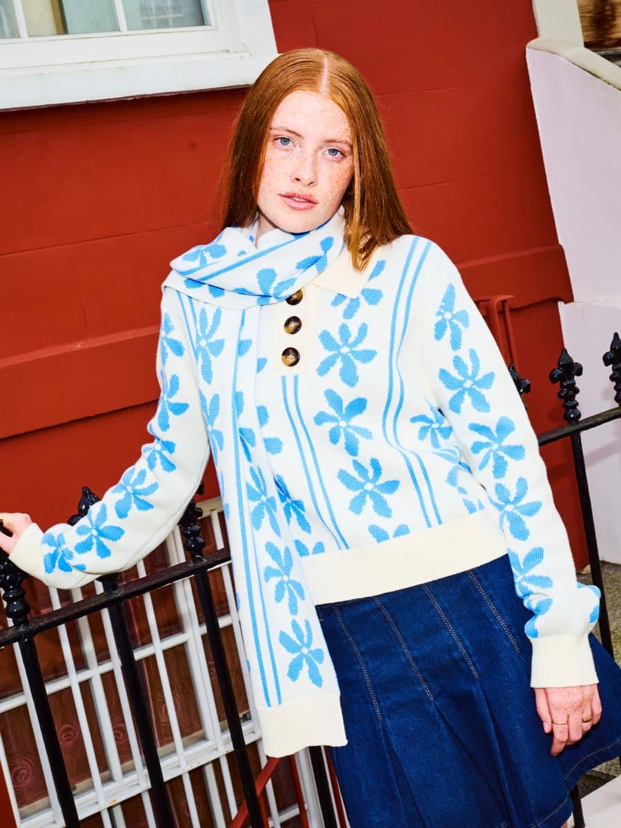 OMNES Loren Jumper in Blue and Cream