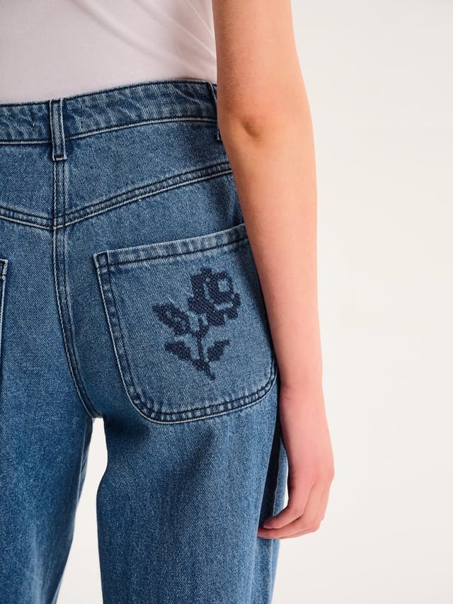 OMNES Portland Embroidered Jean in Mid Wash - 2