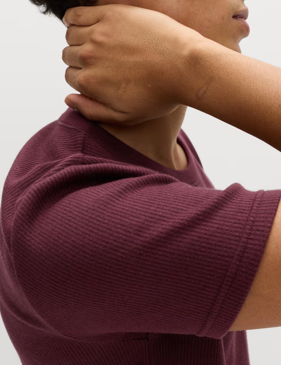 Marks & Spencer M&S Heatgen™ Medium Thermal Short Sleeve Top Burgundy - 2