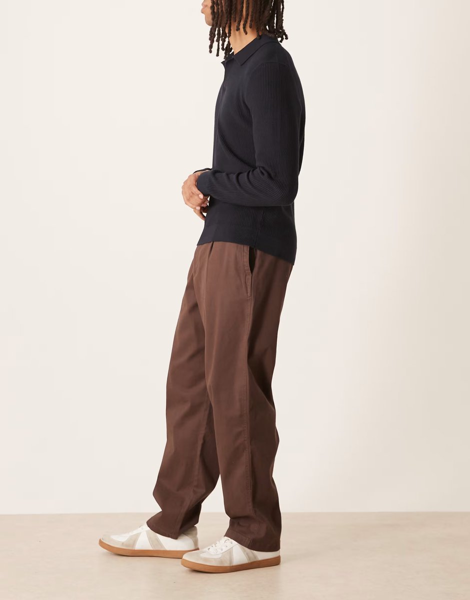 ASOS ASOS DESIGN loose straight chinos in brown with pleats - 3