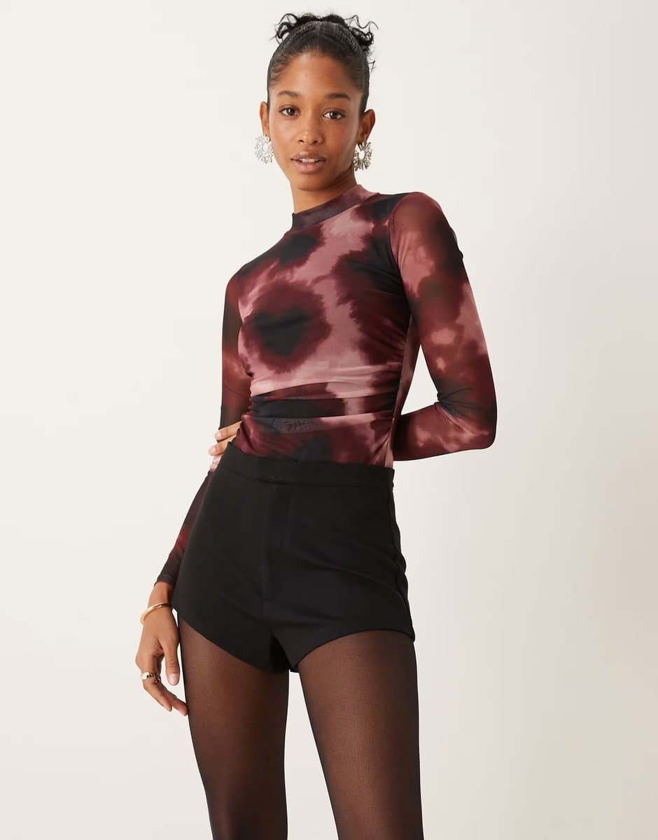 ASOS ASOS DESIGN Premium ponte smart hotpant shorts in black 