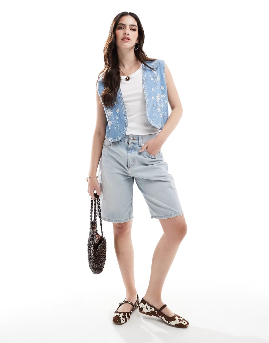 ASOS ASOS DESIGN soft denim embroidery waistcoat in mid blue - 3