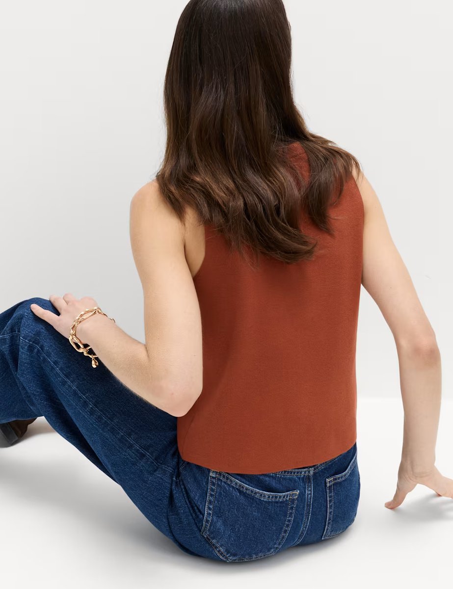 Marks & Spencer M&S V-Neck Cropped Knitted Waistcoat Brandy - 4