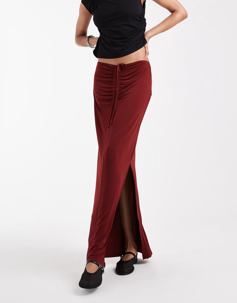ASOS Vero Moda Tall slinky ruched front maxi skirt in burgundy - 2