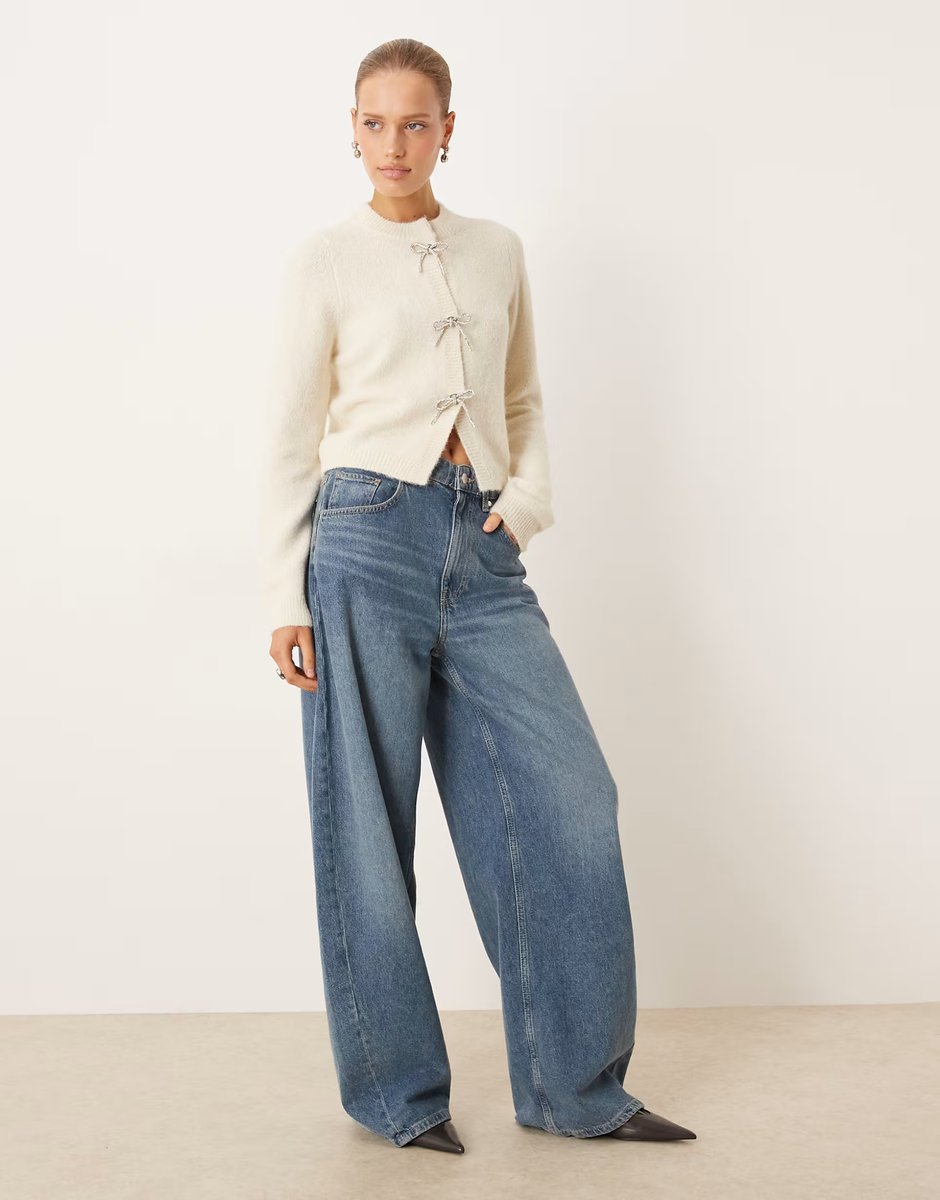 ASOS ASOS DESIGN diamante bow front cardigan in cream - 2