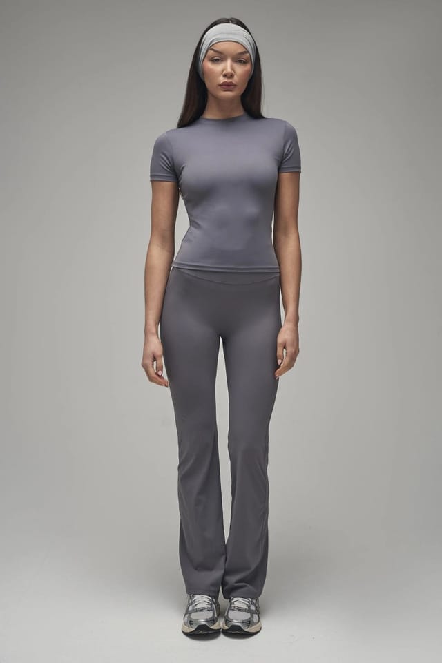 Kaiia Kaiia Sculpt Short Sleeve Fitted T-shirt Slate Grey - 3