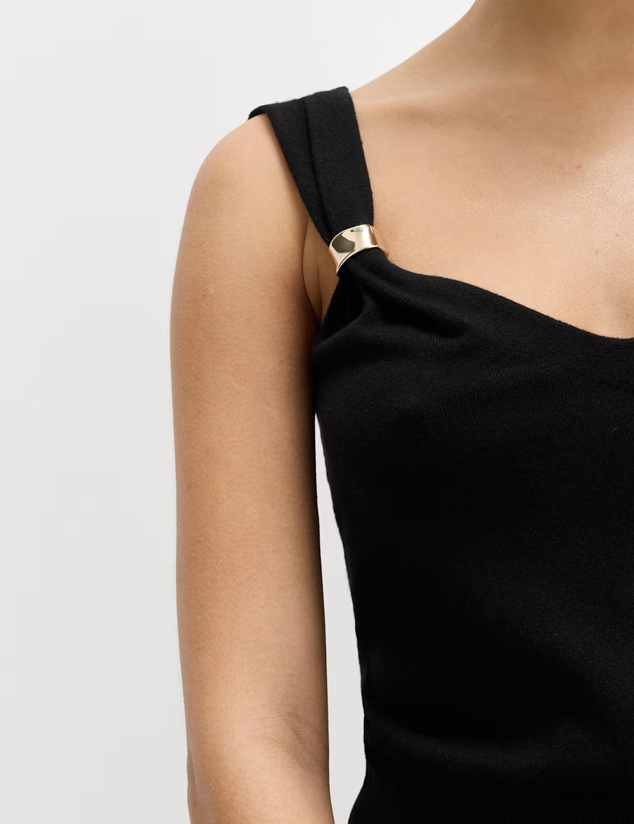 Marks & Spencer M&S Hardware Detail Slim Fit Cropped Knitted Vest Black - 3