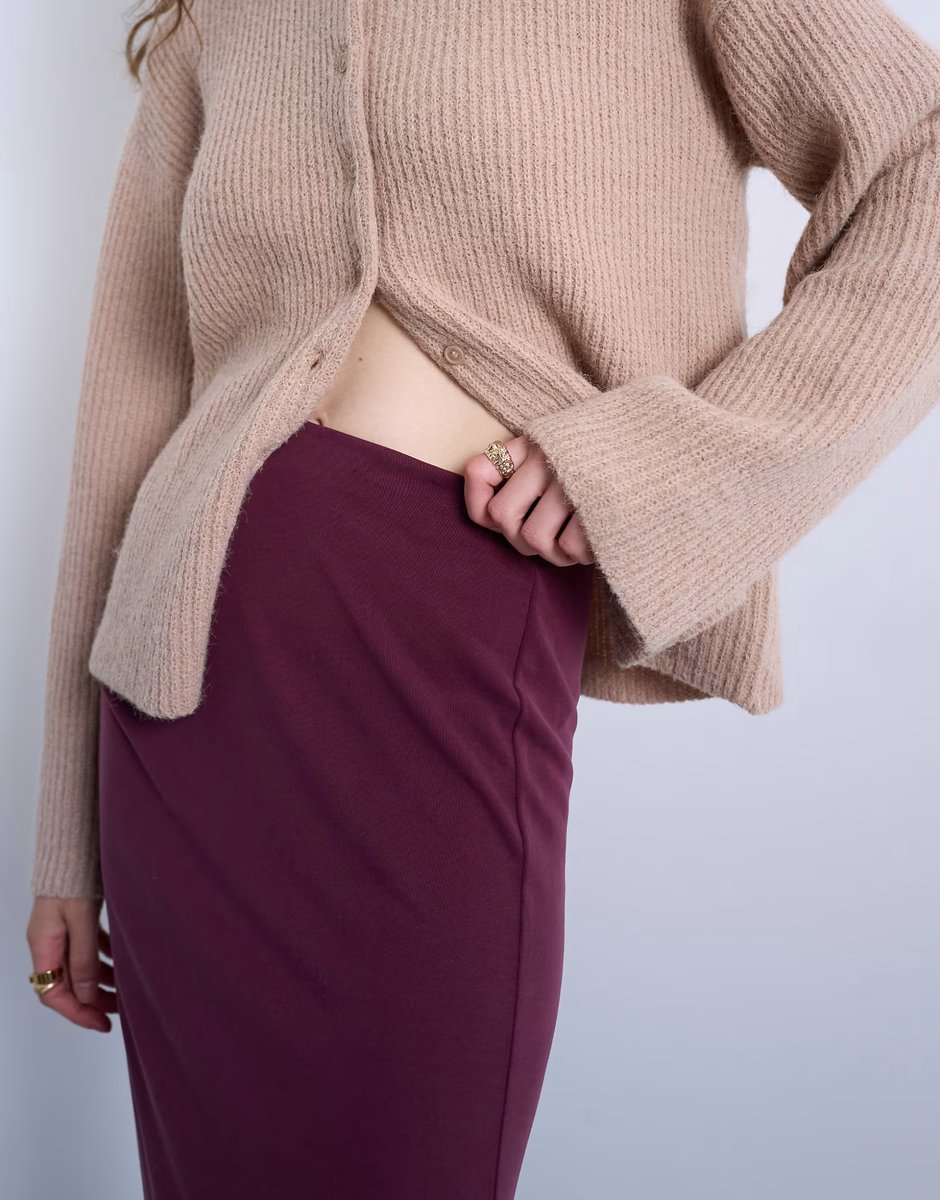 ASOS Topshop cupro ruched maxi skirt with hitch side detail in burgundy - 4