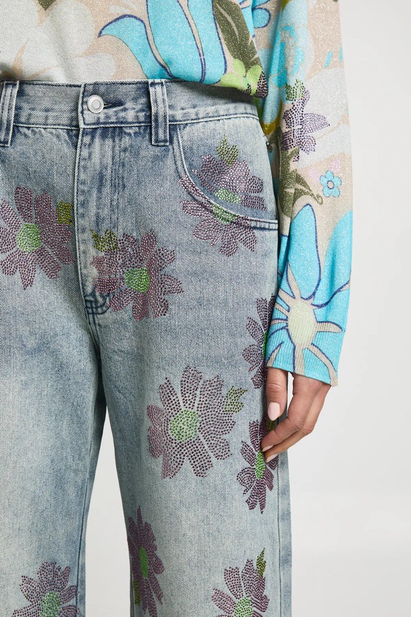 Debenhams Debenhams Women's Ashish Baggy Fit Mid Rise Straight Leg Floral Hotfix Jean - 4