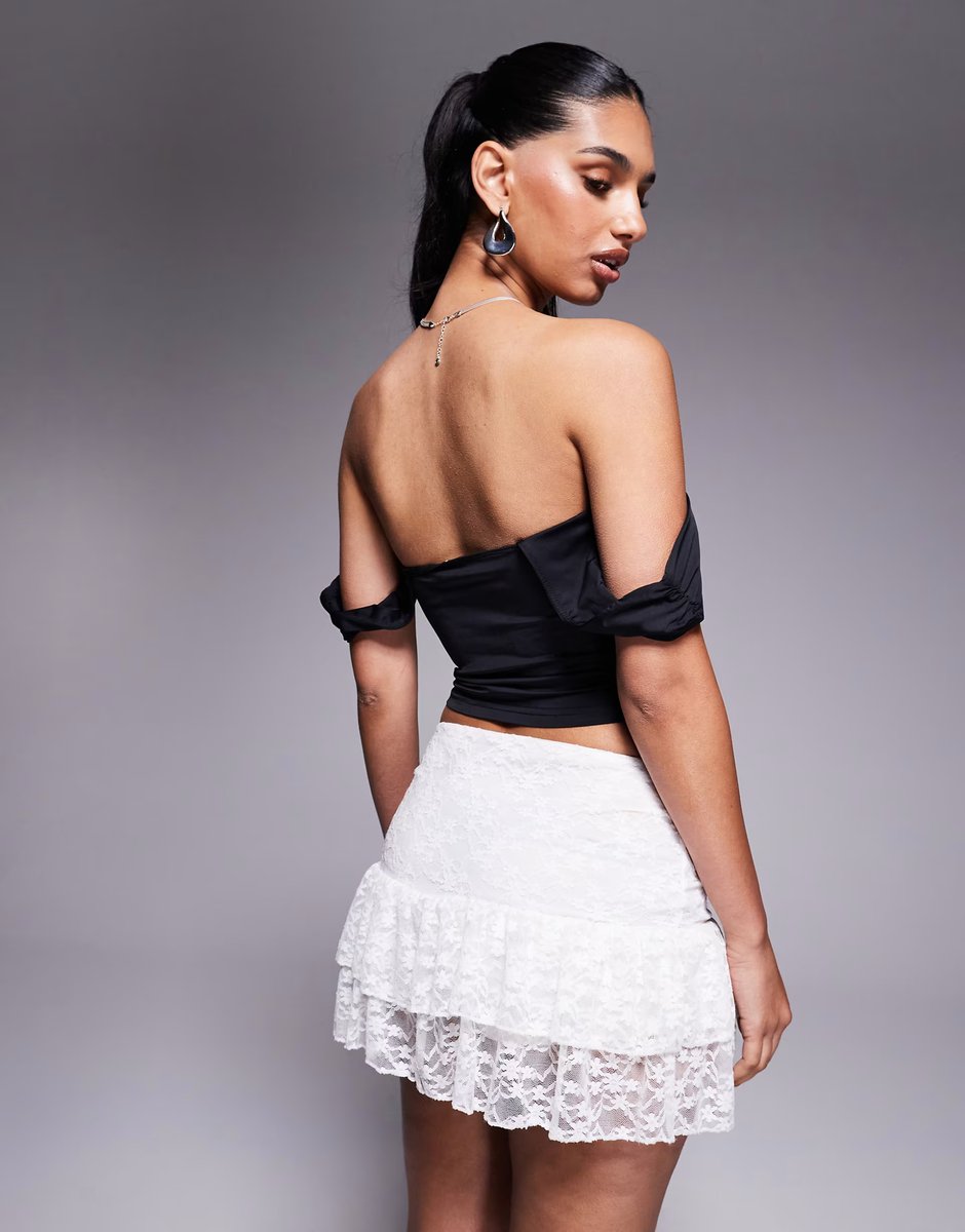 ASOS Princess Polly Candyce ruched cup detail fallen shoulder corset top in black - 2