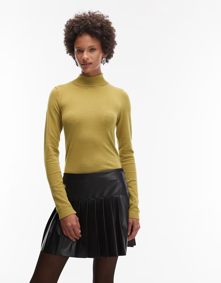 ASOS ASOS DESIGN PU pleated mini skirt in black - 3