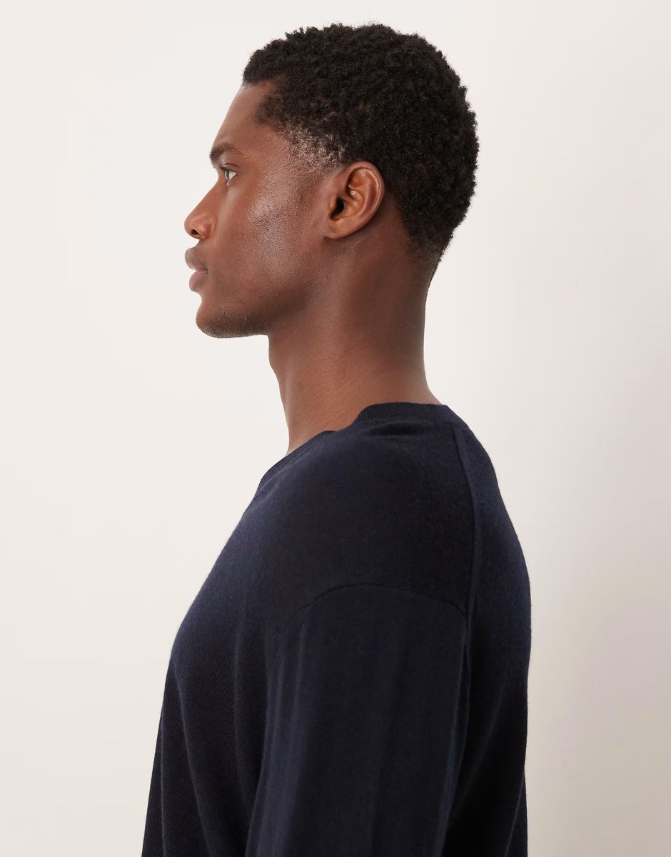 ASOS Mango 100% wool v-neck lightweight knitted top in navy - 4