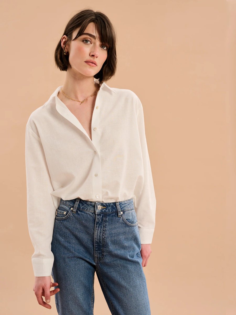 OMNES Evie Linen Oversized Shirt in White - 2
