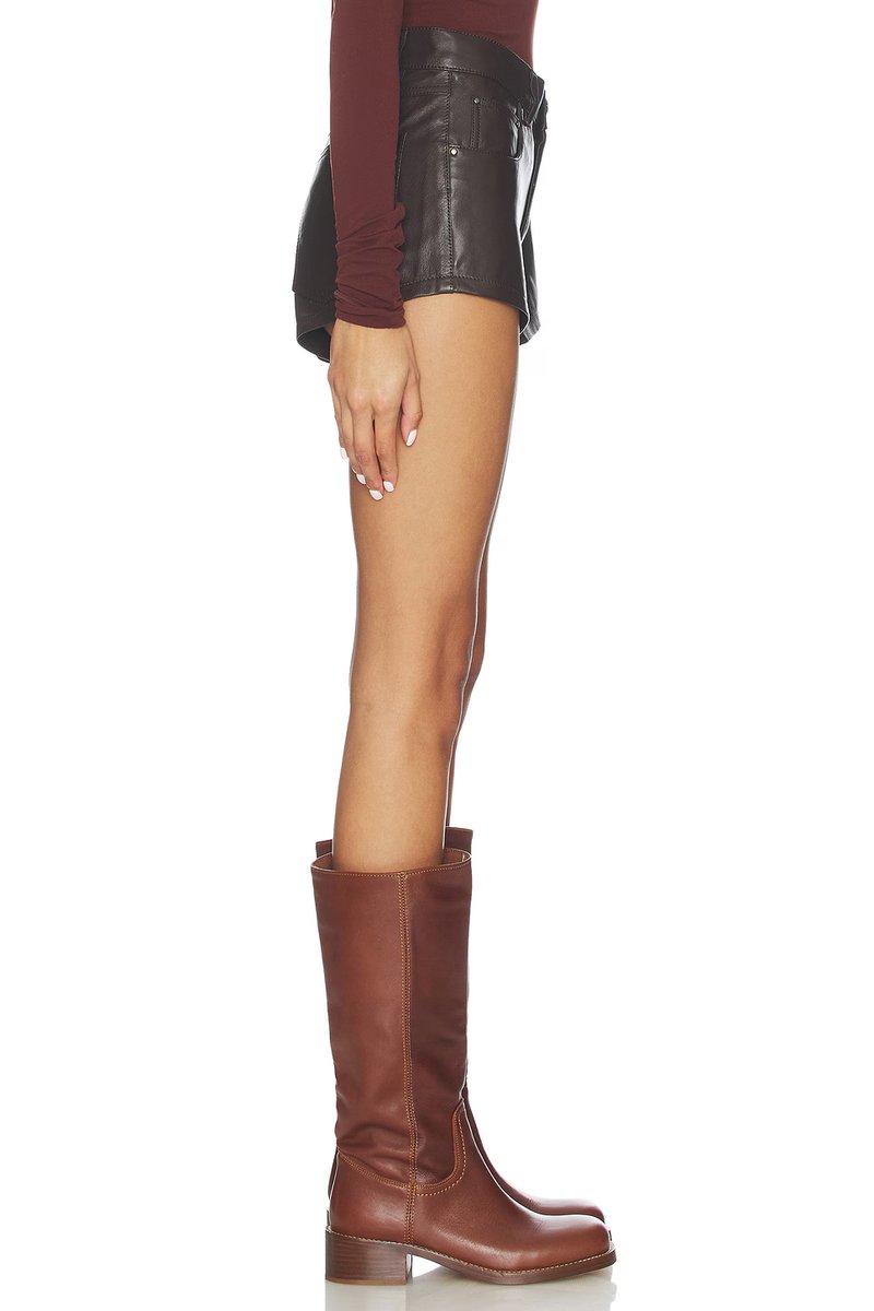 revolve Portman Low Rise Short - 3