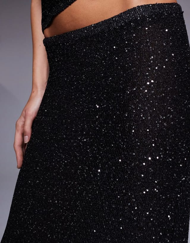 ASOS Kaiia exclusive off shoulder sequin knit maxi skirt co-ord in black - 3