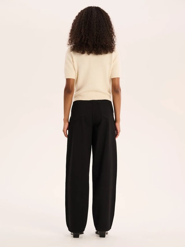 OMNES Marlo Jean in Black - 3