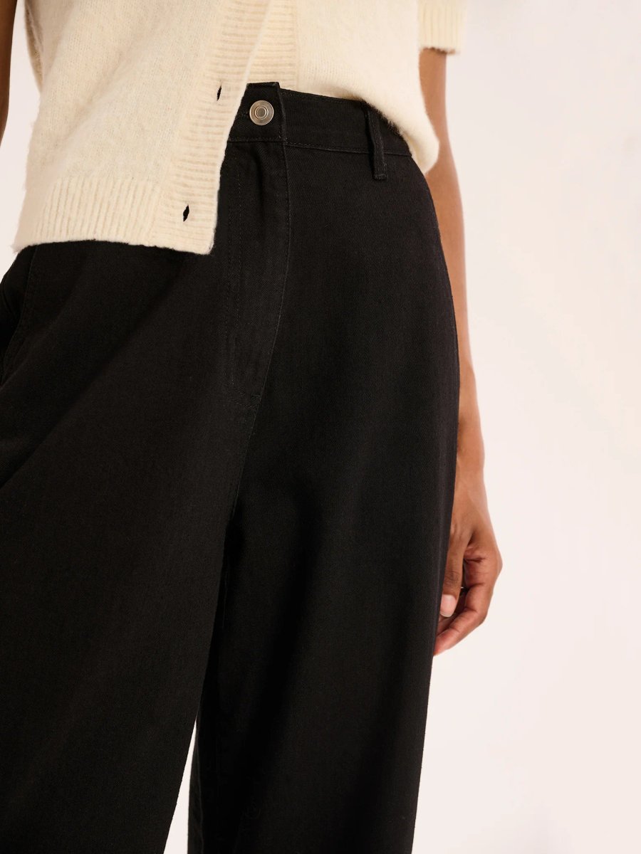 OMNES Marlo Jean in Black - 4