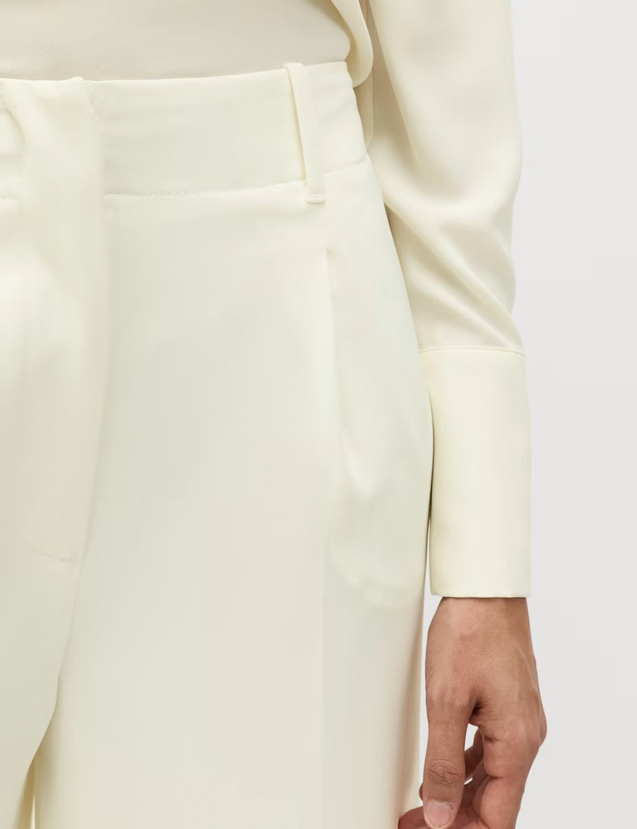 Marks & Spencer M&S Single Pleat Wide Leg Trousers Ivory - 4