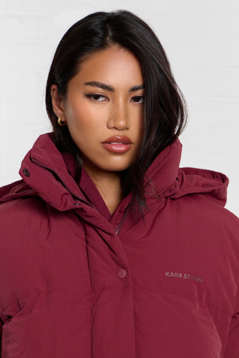 Kaiia Kaiia Studio Logo Oversized Puffer Coat Burgundy - 3