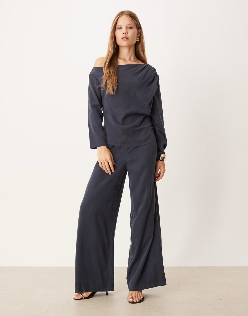 ASOS ASOS DESIGN soft asymmetric top co-ord with ruched detail in washed ink - 3