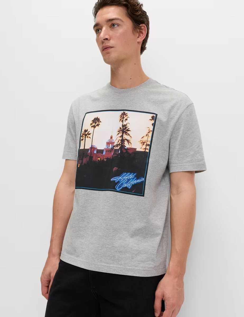 Marks & Spencer M&S Relaxed Fit Eagles T-Shirt in Grey Marl