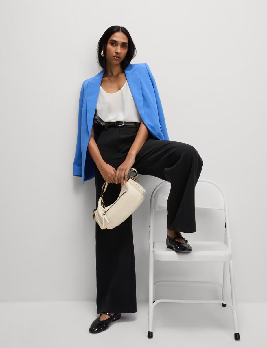 Marks & Spencer M&S Crepe Tab Detail Wide Leg Trousers Black - 4