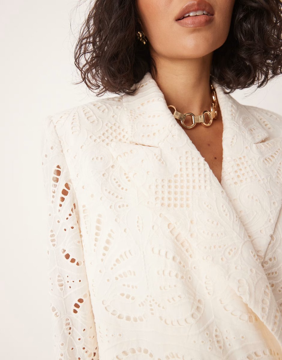 ASOS ASOS DESIGN embroidered blazer co-ord in cream - 3