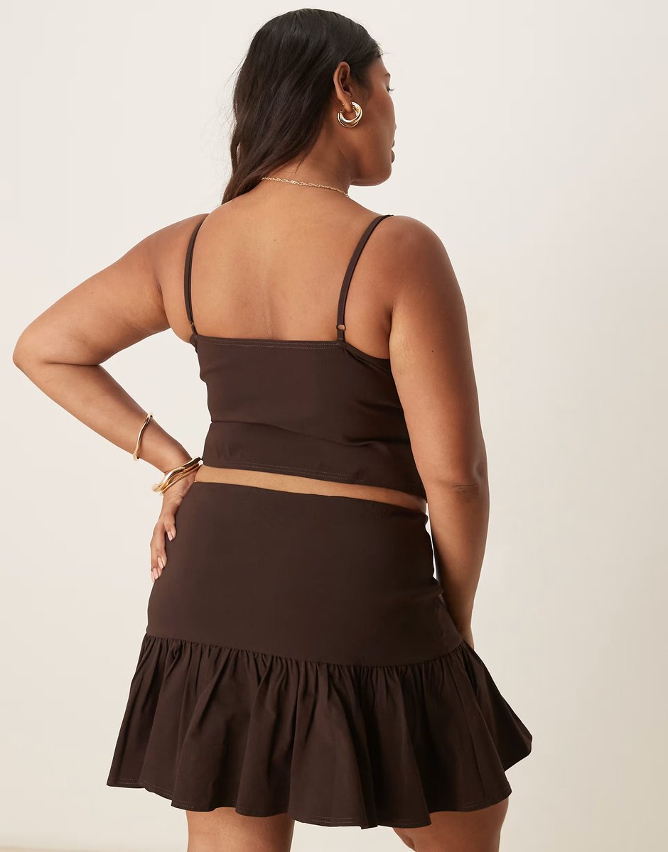 ASOS ASOS DESIGN Curve co-ord bengaline corset cami top with ruched bust detail in chocolate - 4