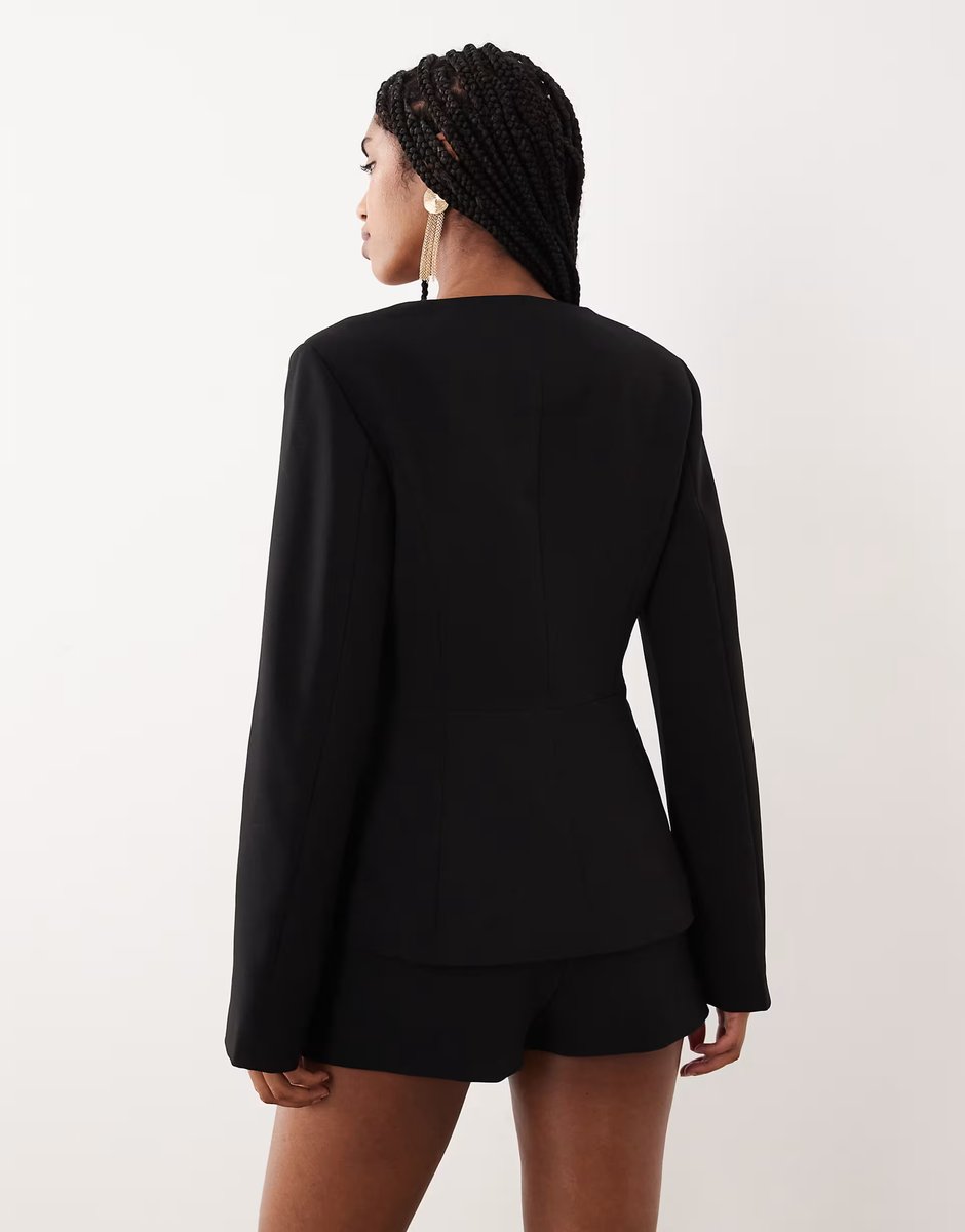 ASOS Gina Tricot heart shaped tailored blazer top in black - 4