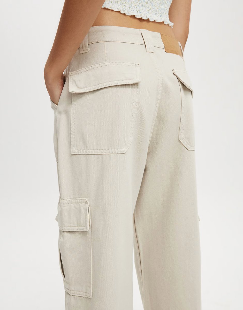 ASOS Cotton On Relaxed cargo jean in soft taupe - 4