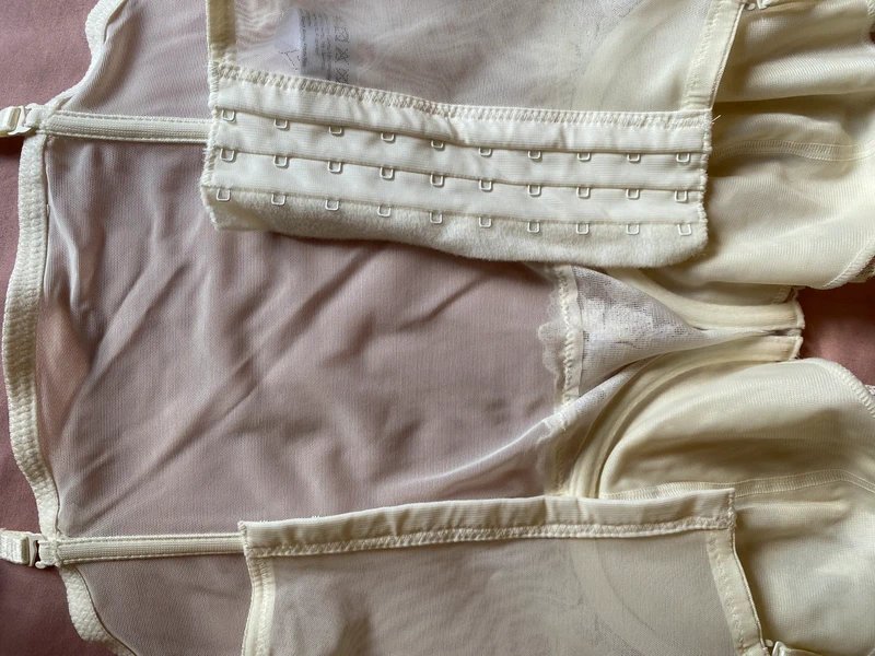 Pretty Polly Pretty Polly Fully boned corset with suspenders 32D - 2