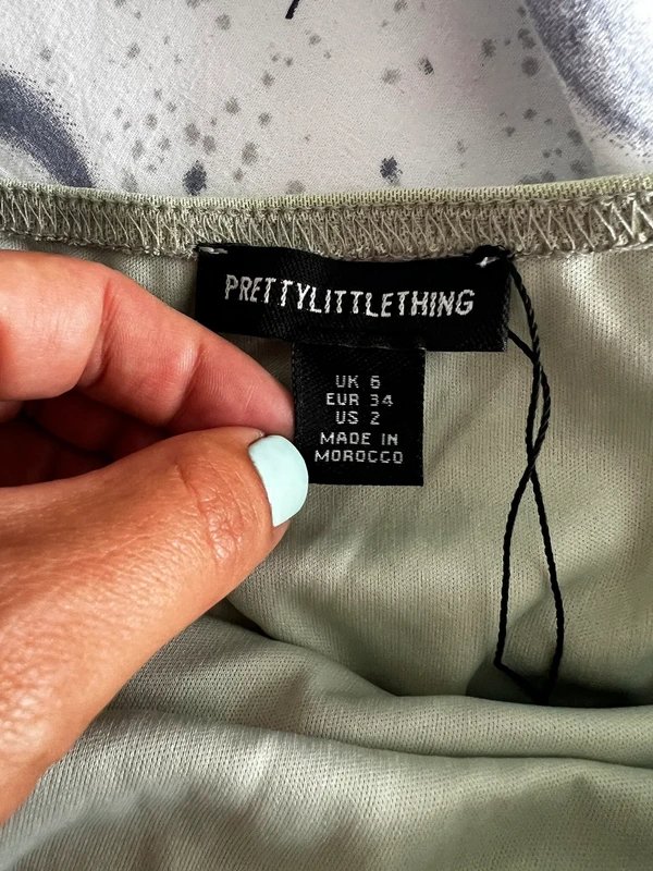 PrettyLittleThing Pretty little thing frill halter neck crop top in mint - 4