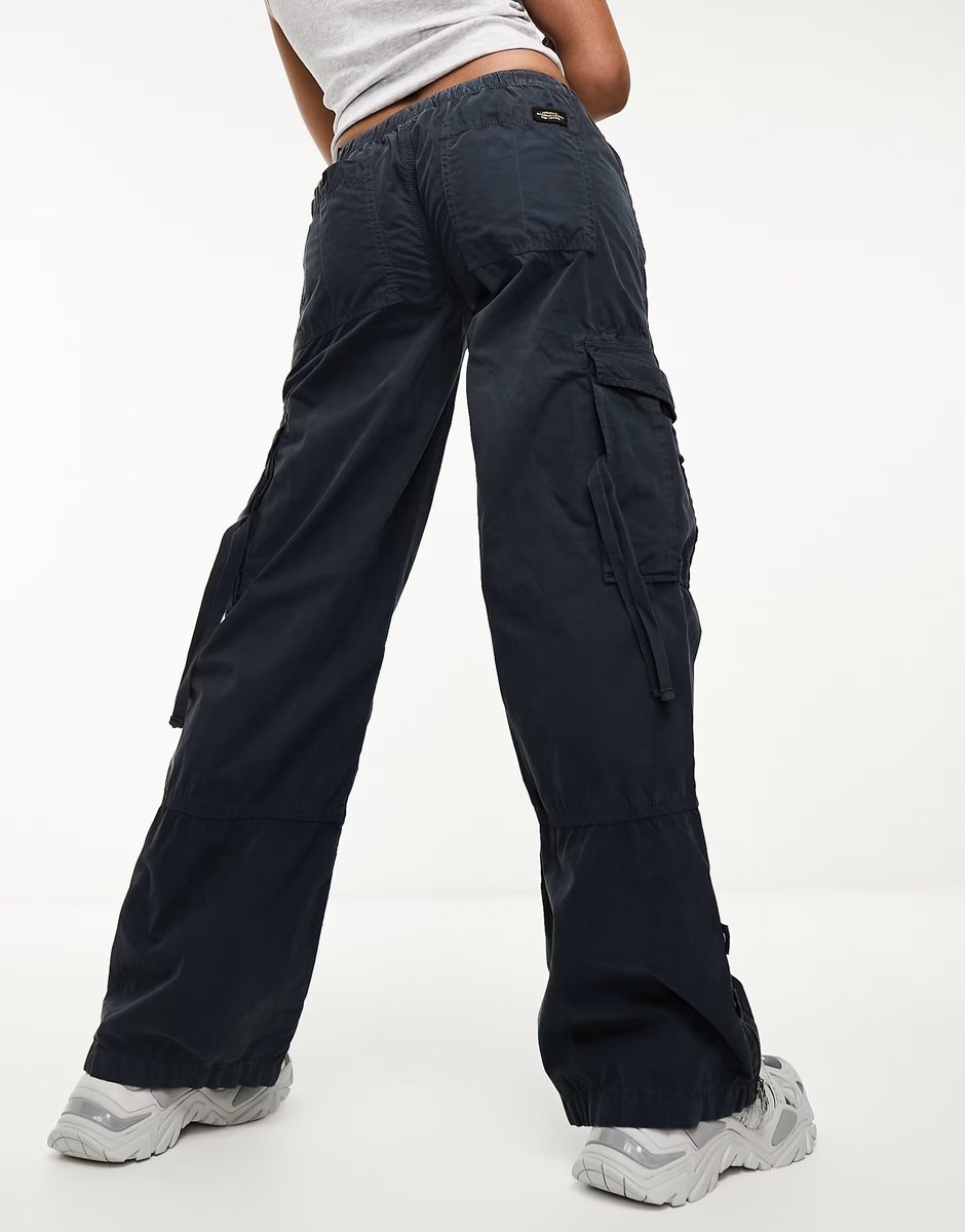ASOS Superdry vintage elastic cargo trousers in navy - 3