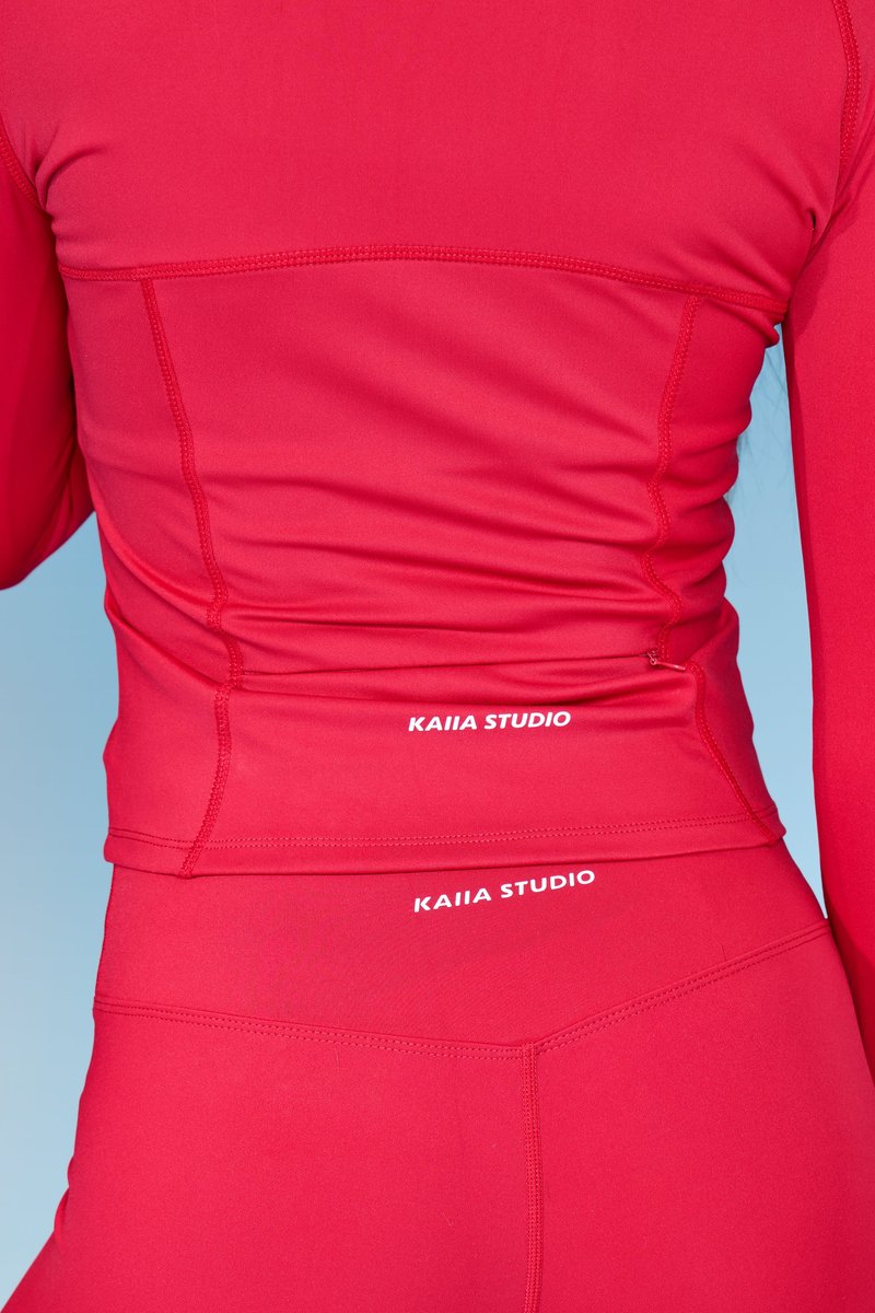 Kaiia Kaiia Sculpt Long Sleeve Zip Through Fitted Jacket Deep Red - 4