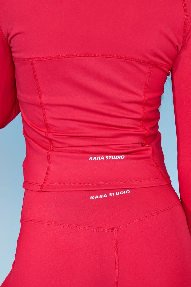 Kaiia Kaiia Sculpt Long Sleeve Zip Through Fitted Jacket Deep Red - 4