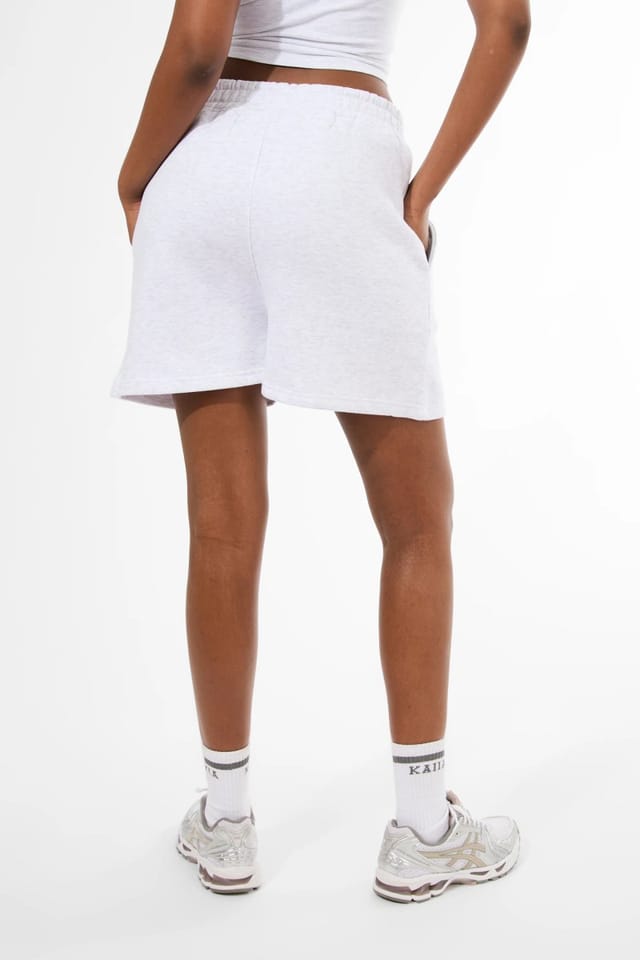 Kaiia Kaiia Running Club Logo Sweat Shorts Light Grey Marl - 3