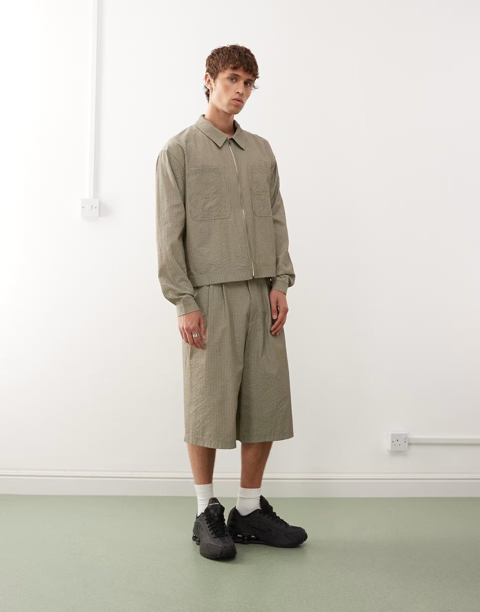 ASOS COLLUSION tailored bomber jacket in khaki - 3