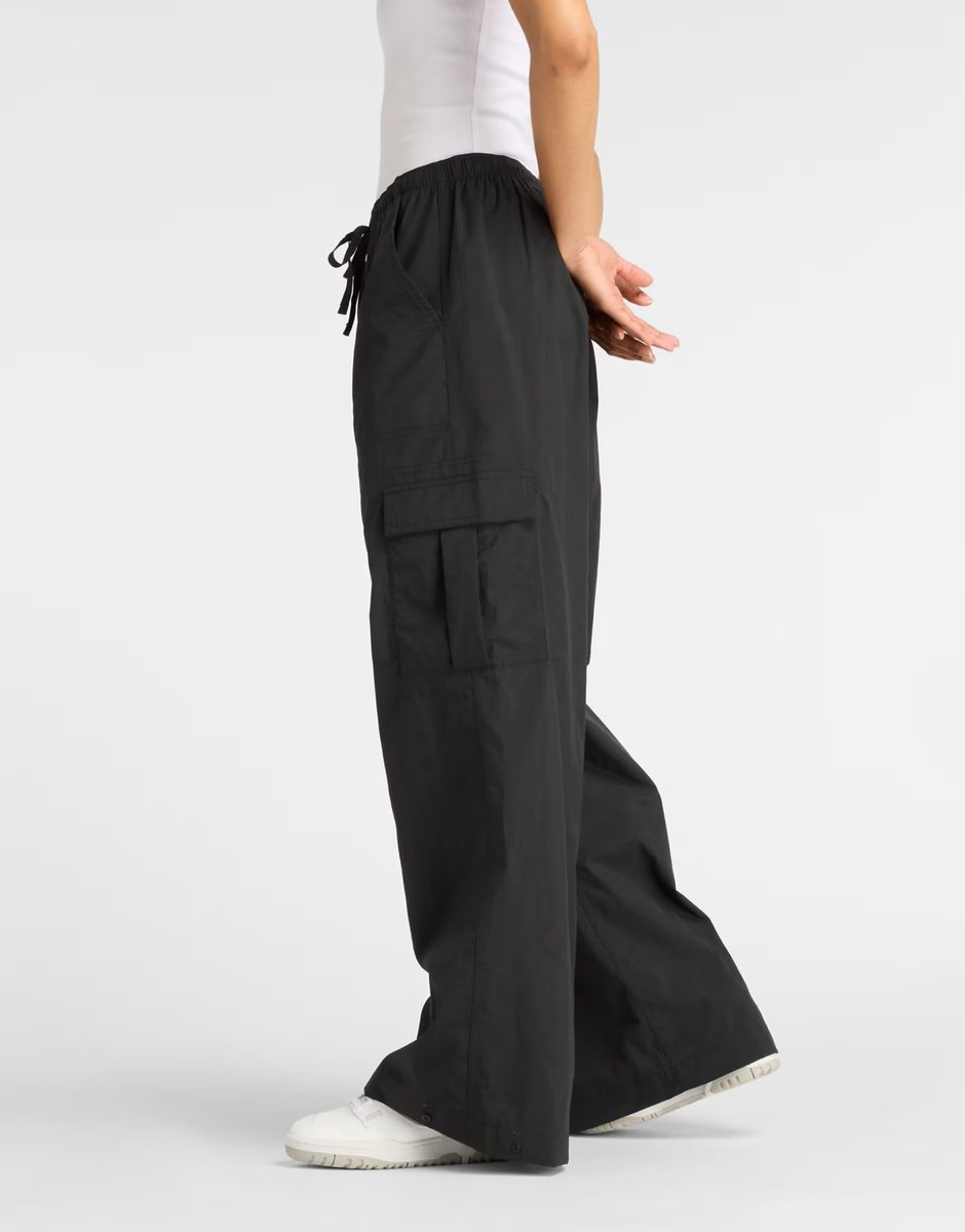 ASOS New Balance Woven cargo pant in black - 2