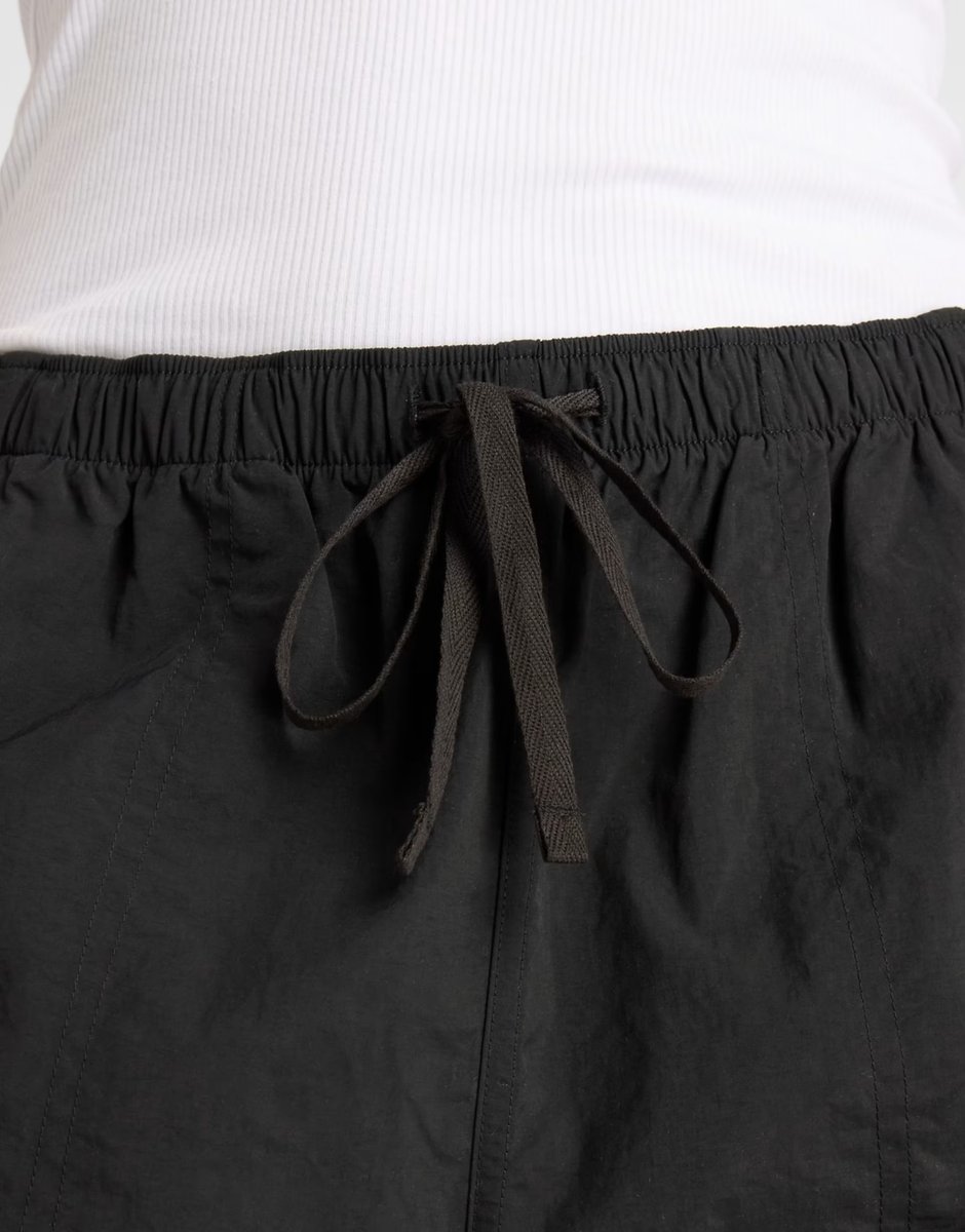 ASOS New Balance Woven cargo pant in black - 4