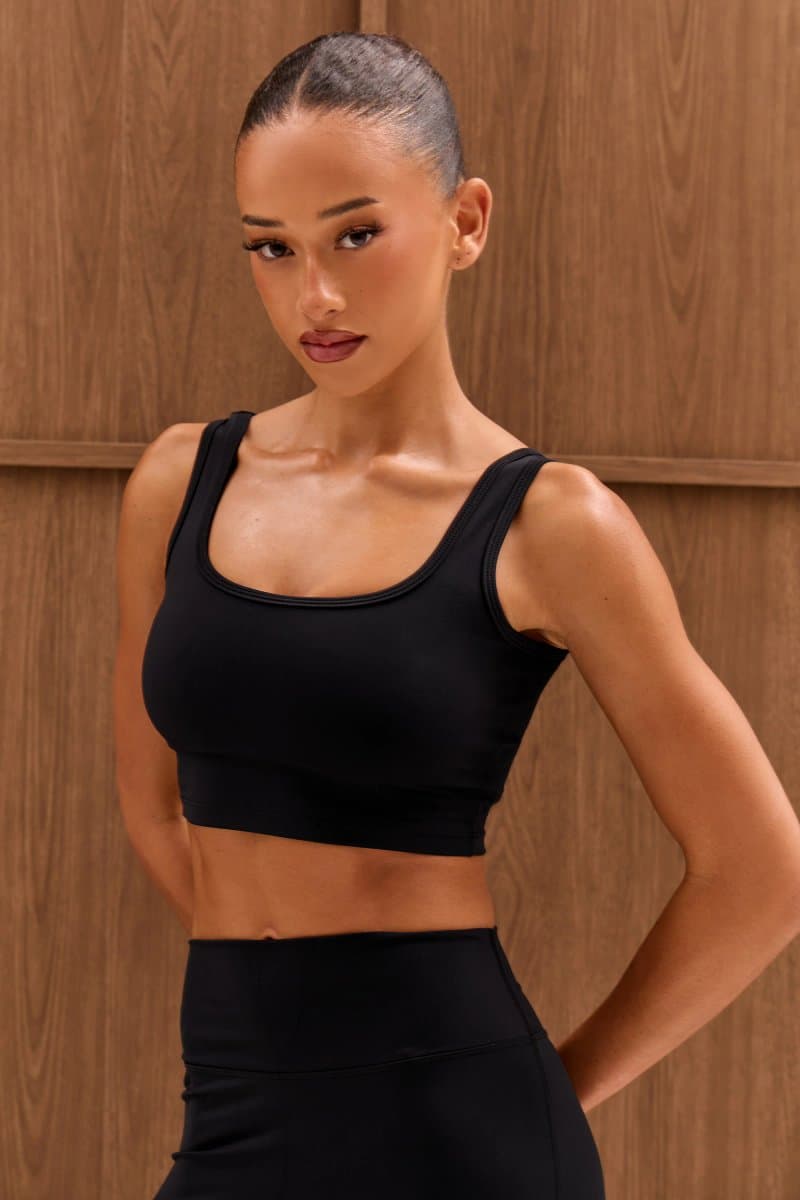 Kaiia Kaiia Sculpt Square Neck Crop Top Black