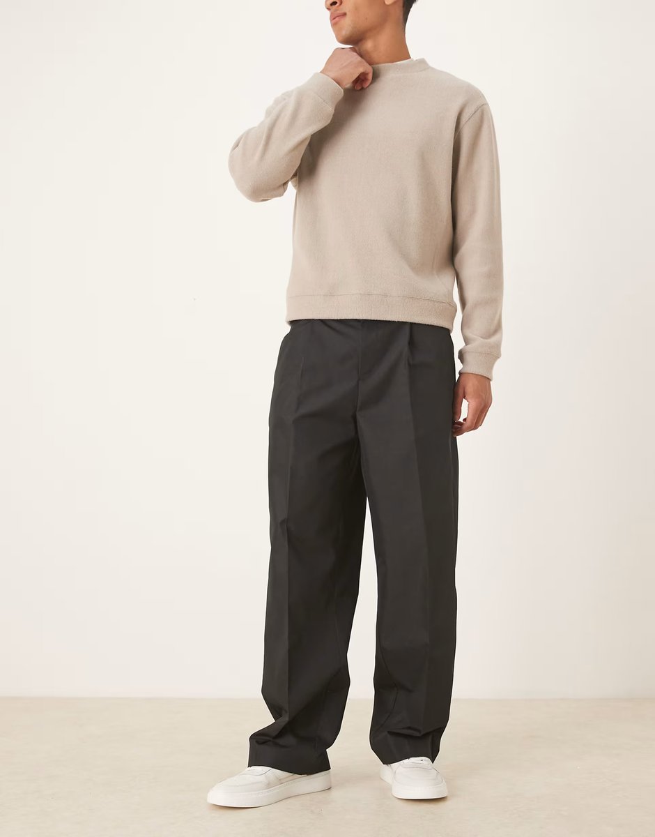 ASOS ASOS DESIGN smart wide leg trousers in black tech fabric with elasticated waist - 2