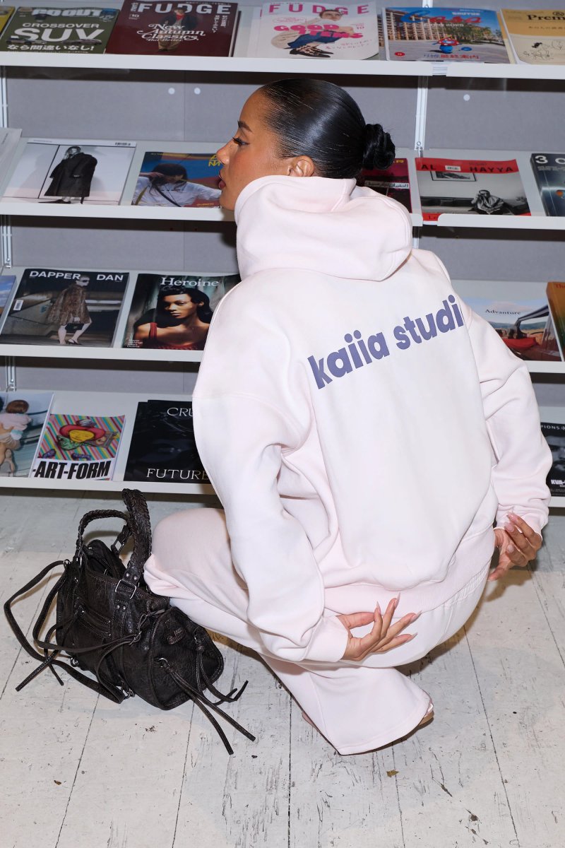 Kaiia Kaiia Star Graphic Oversized Hoodie Shell Pink & Dark Grey - 2