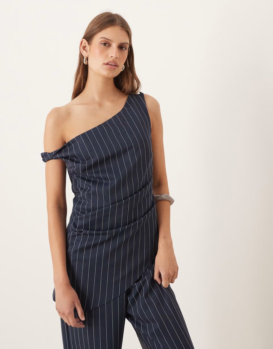 ASOS ASOS DESIGN twist one shoulder jumpsuit in navy pinstripe - 3
